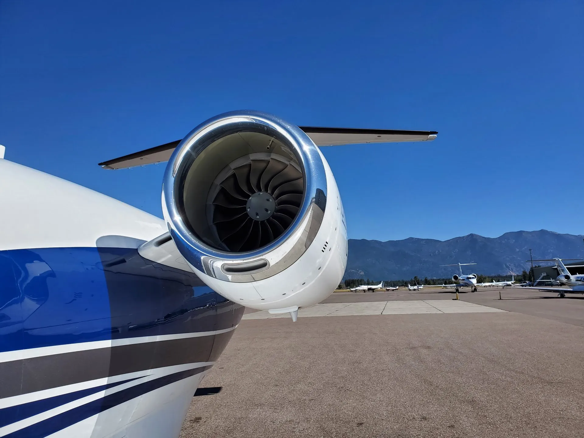 Citation CJ3+ engine nacelle and winglet detail