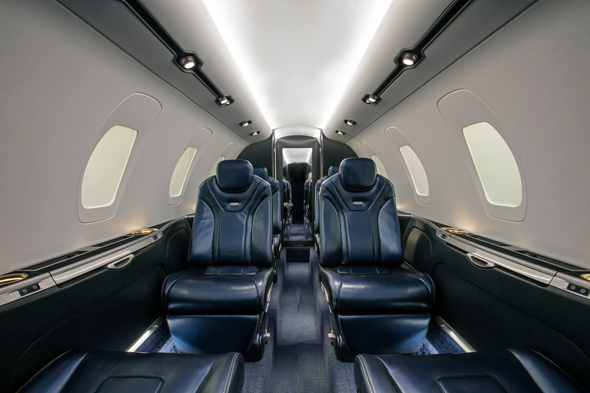 Citation XLS Gen2 cabin interior in navy leather